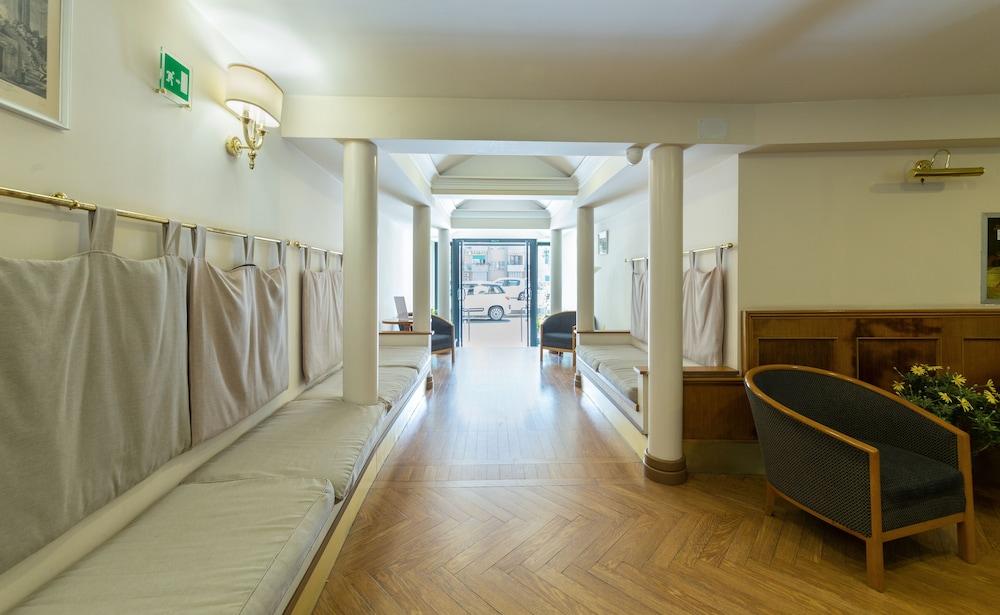 Hotel Leopardi Naples Exterior photo