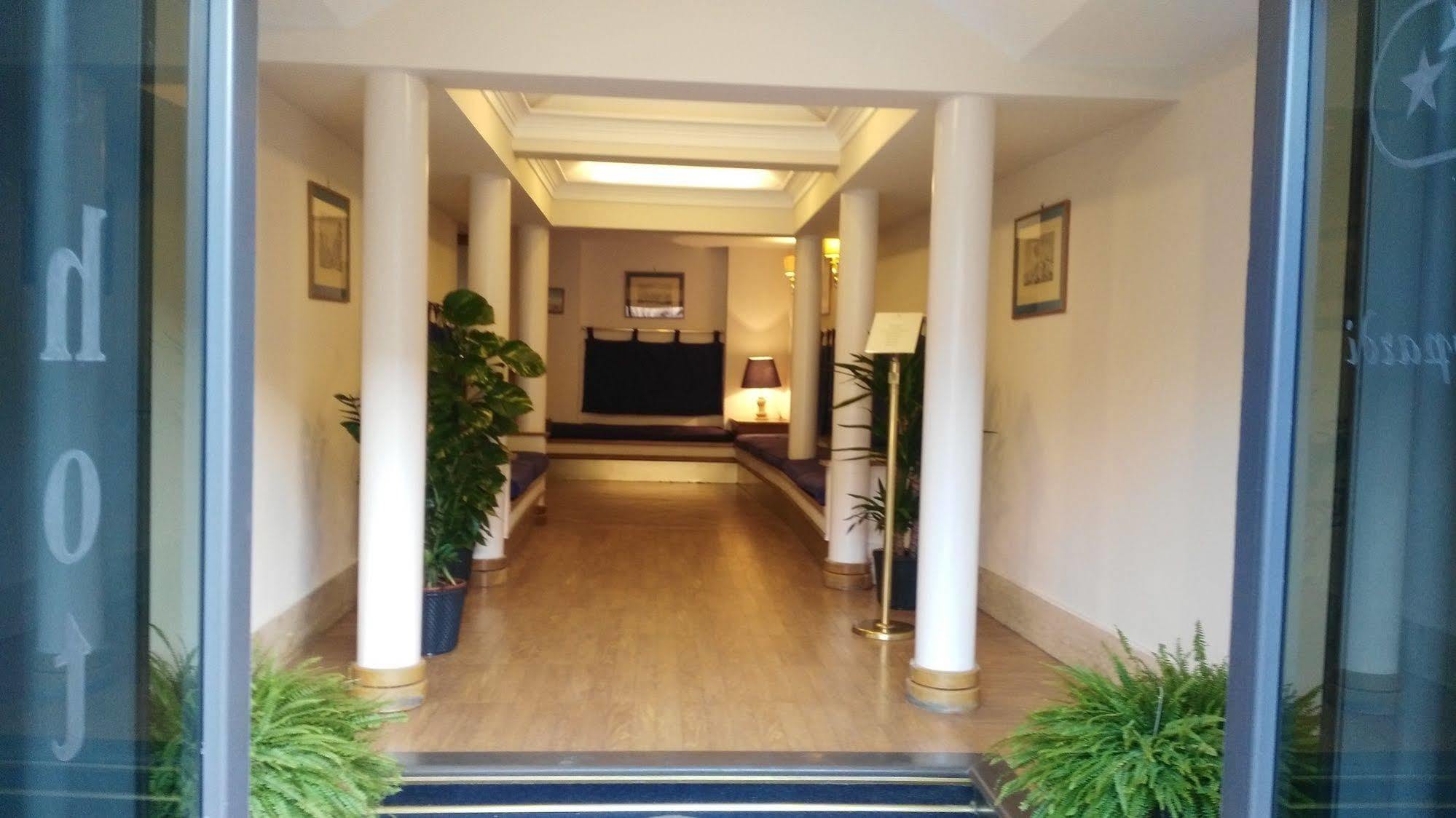 Hotel Leopardi Naples Exterior photo